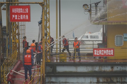 瀘天化開展2020年港口火災事故應急聯(lián)動演練