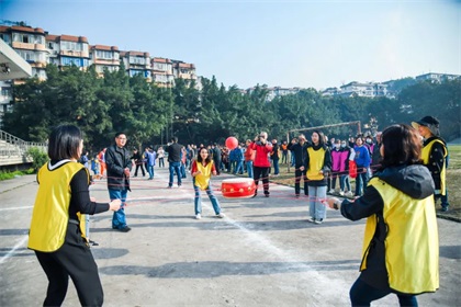 強(qiáng)黨建 聚合力 抓作風(fēng) 促發(fā)展——瀘天化股份公司開展“三八”婦女節(jié)主題活動